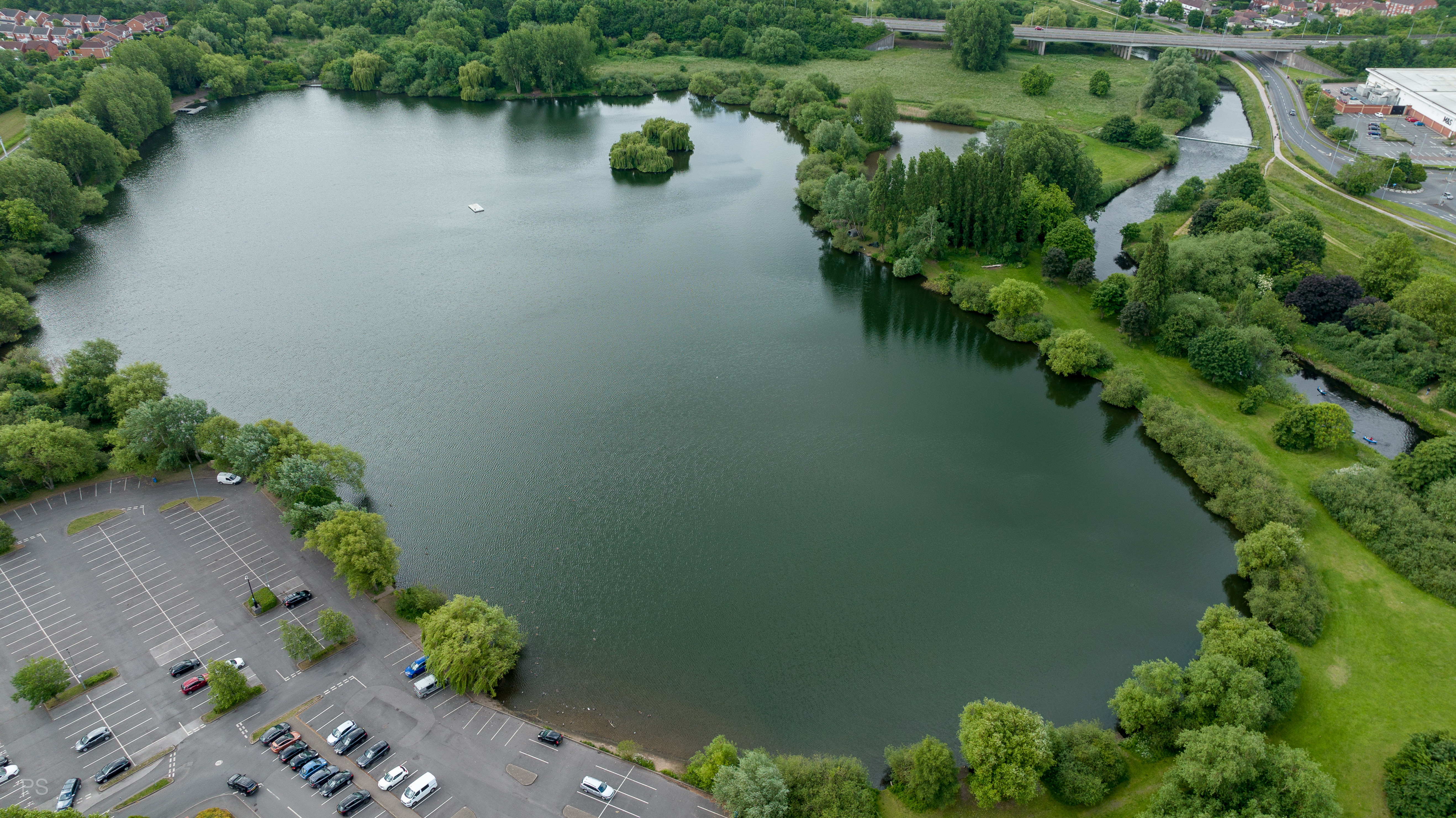 Aerial view of Borrowpit Lake in Tamworth