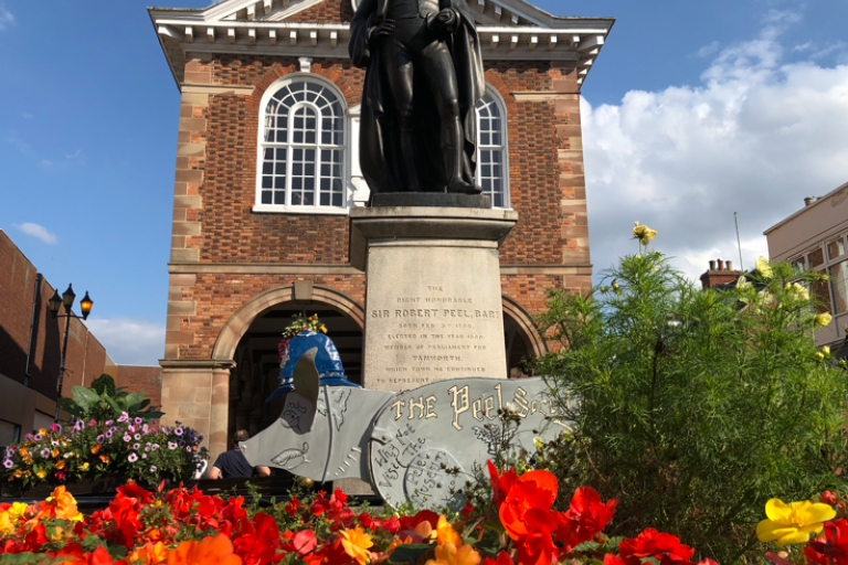 Tamworth town hall pictured