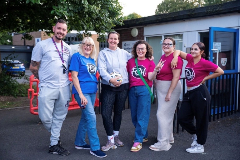 Group pricture of people