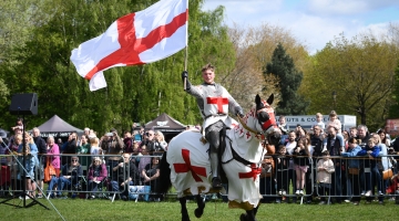 St George on his horse, waving the England flag